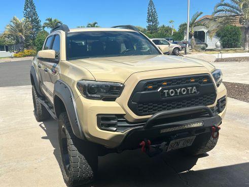 2017 Toyota Tacoma  Off road  4x4 (not trd pro)