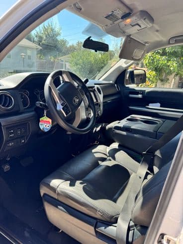 2015 Toyota Tundra SR5 5.7L V8