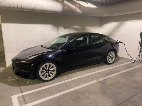 2022 Tesla Model 3 Long Range Dual Motor All-Wheel Drive