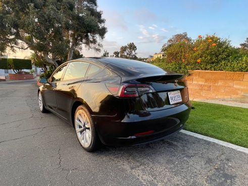 2022 Tesla Model 3 Long Range Dual Motor All-Wheel Drive