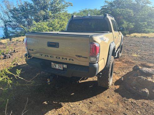 2017 Toyota Tacoma  Off road  4x4 (not trd pro)