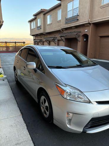 2015 Toyota Prius 3