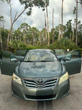 2010 Toyota Camry LE